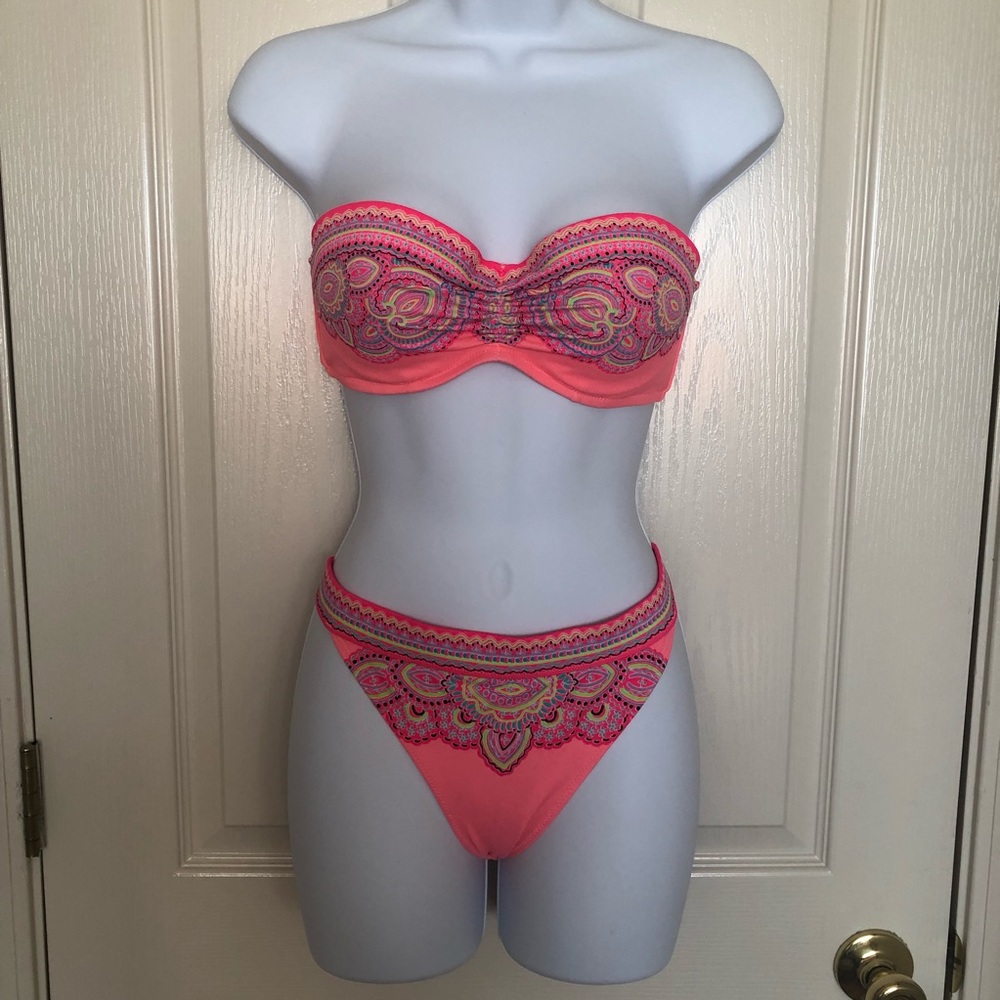 Victoria’s Secret 2 pc Mandala Swimsuit